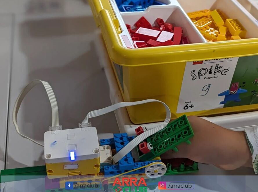 cursuri-de-robotica-la-arra-club-pitesti-min