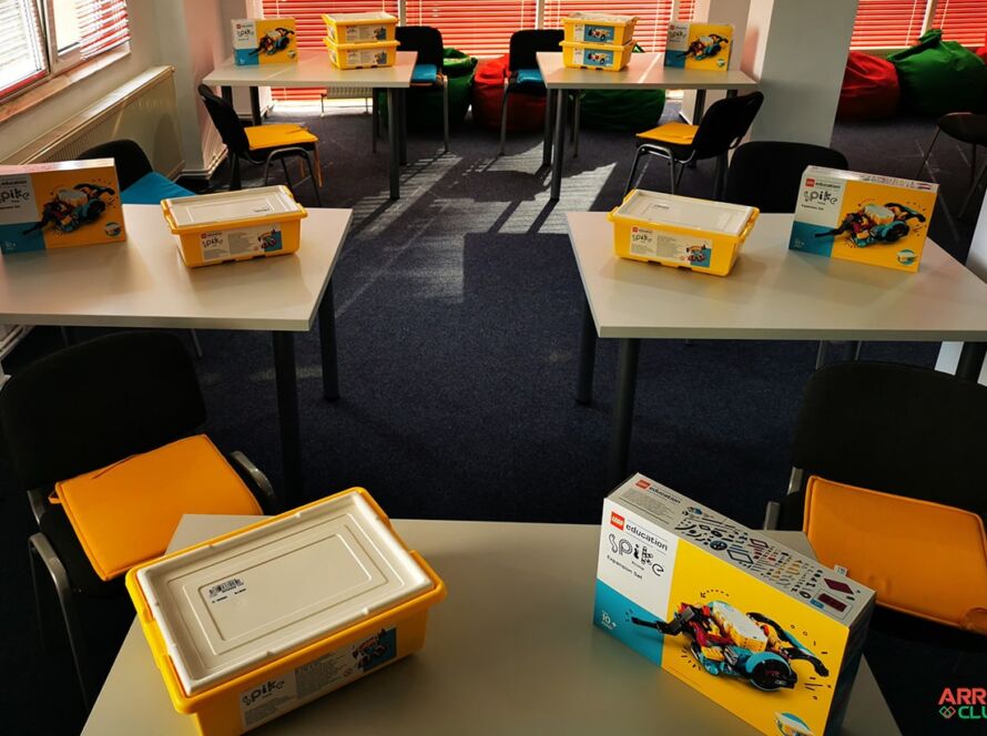 lego robotica programare pitesti min | ARRA CLUB